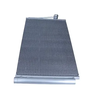 Tani MAXGEAR Skraplacz klimatyzacji BMW E60 Serii 5/7 2002- AC828161